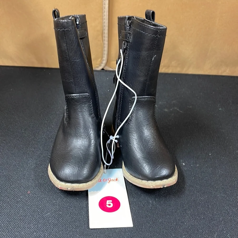Black knee high winter shoe boot